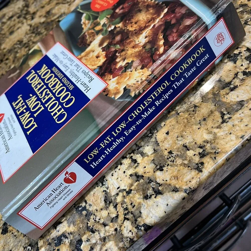 The American Heart Association Low Fat Low Cholesterol Cookbook Hardcover Spiral